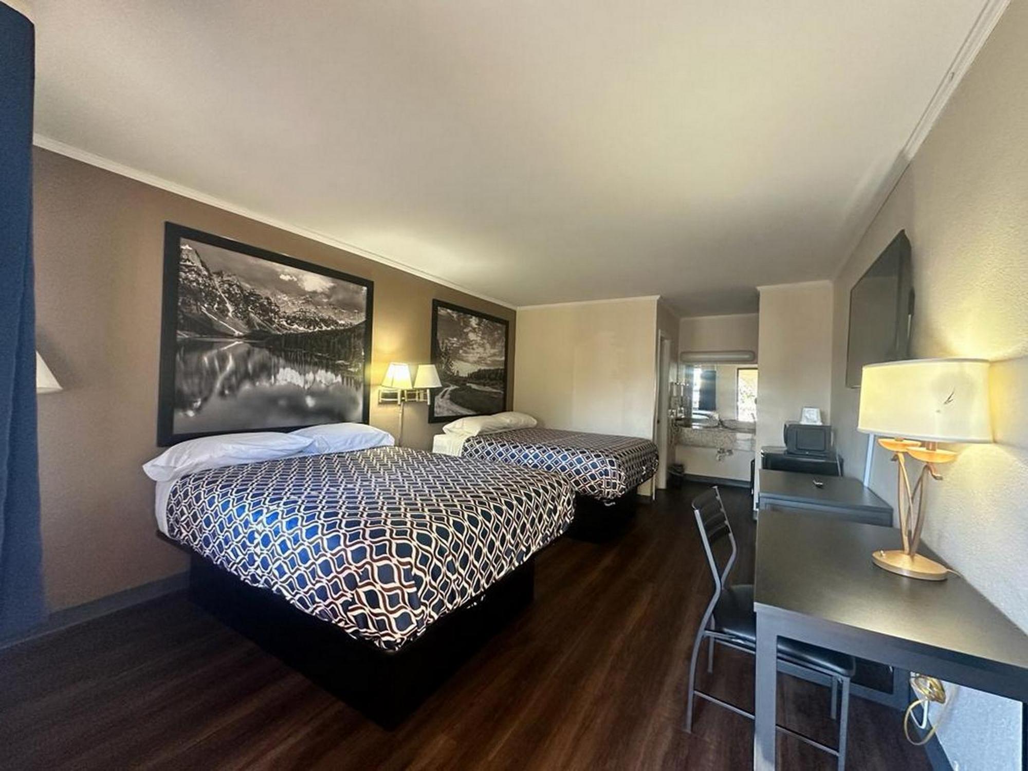 Loyalty Inn Rockingham Εξωτερικό φωτογραφία